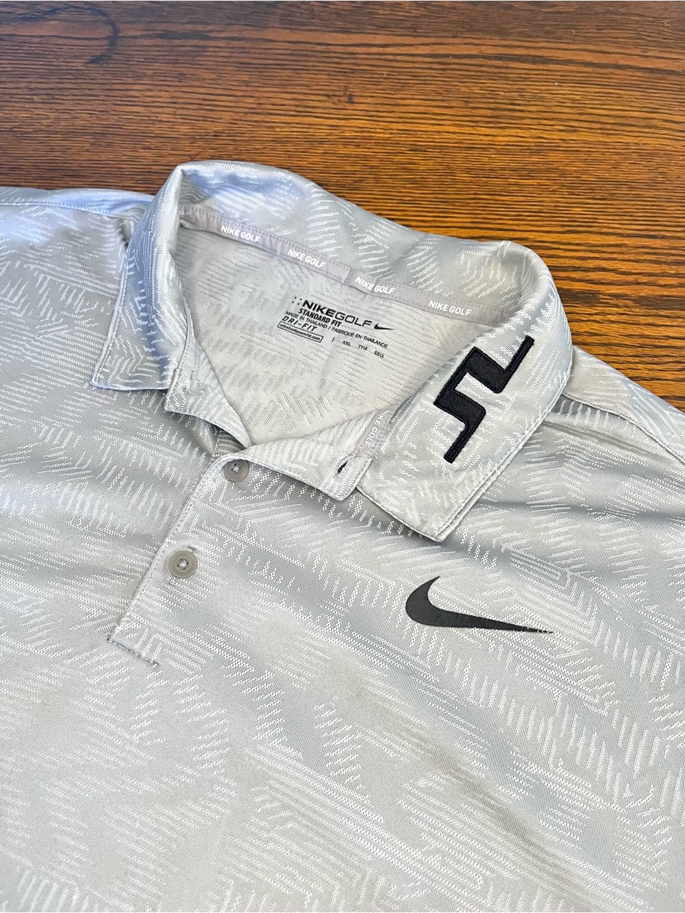 Nike Golf Polo Shirt Men's XXL Dri Fit Standard Fit Gray Jacquard Disney Resort